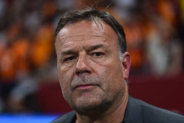 Coach Patrick Rahmen of Young Boys during the UEFA Champions League Play-Offs Second Leg match between Galatasaray and Young Boys at Rams Park Stadium in Istanbul , Turkey on August 27 , 2024. ( Photo by Seskimphoto ) Galatasaray v Young Boys - UEFA Champions League Play-Offs Second Leg 