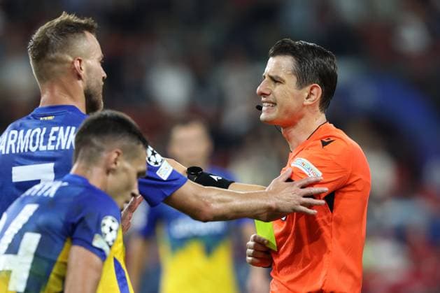 SOCCER - UEFA CL, RBS vs Kyiv SALZBURG,AUSTRIA,27.AUG.24 - SOCCER - UEFA Champions League, qualification, Red Bull Salzburg vs FC Dynamo Kyiv. Image shows referee Umut Meler.  GEPAxpictures xMathiasxMandl
