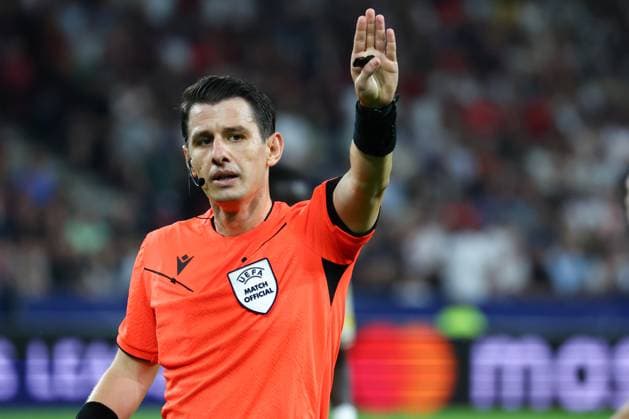 SOCCER - UEFA CL, RBS vs Kyiv SALZBURG,AUSTRIA,27.AUG.24 - SOCCER - UEFA Champions League, qualification, Red Bull Salzburg vs FC Dynamo Kyiv. Image shows referee Umut Meler.  GEPAxpictures xDavidxGeieregger