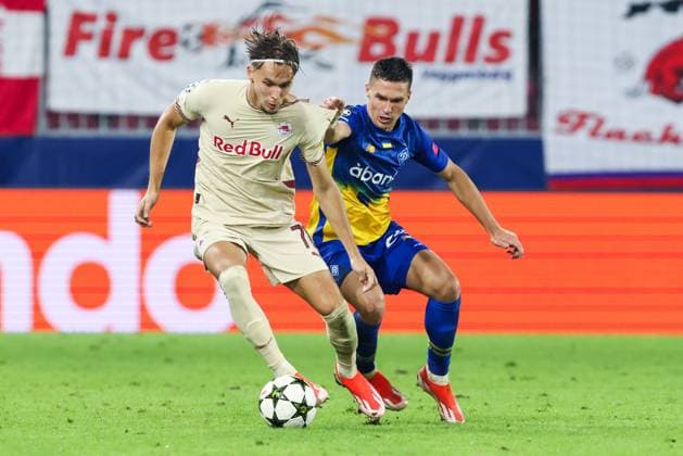 SOCCER - UEFA CL, RBS vs Kyiv SALZBURG,AUSTRIA,27.AUG.24 - SOCCER - UEFA Champions League, qualification, Red Bull Salzburg vs FC Dynamo Kyiv. Image shows Amar Dedic (RBS) and Oleksandr Tymchyk (Kyiv).  GEPAxpictures xMathiasxMandl