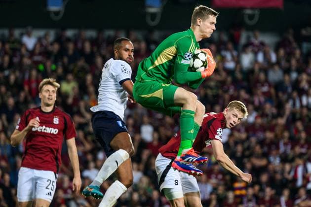 240827 goalkeeper Peter Vindahl of Sparta Prague during the UEFA Champions League football match between Sparta Prague and Malmö FF on August 27, 2024 in Prague Photo Mathilda Ahlberg BILDBYRAN kod MA MA0710 fotboll football soccer fotball champions league sparta prag malmö ff bbeng  Copyright: MATHILDAxAHLBERG BB240827MA102