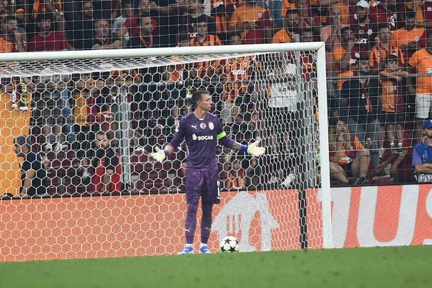 Goalkeeper Fernando Muslera of Galatasaray during the UEFA Champions League Play-Offs Second Leg match between Galatasaray and Young Boys at Rams Park Stadium in Istanbul , Turkey on August 27 , 2024. ( Photo by Seskimphoto ) Galatasaray v Young Boys - UEFA Champions League Play-Offs Second Leg 