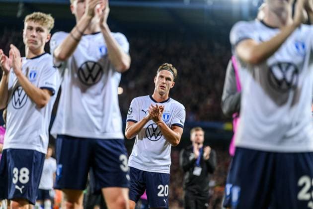 240827 Erik Botheim of Malmö FF looks dejected during the UEFA Champions League football match between Sparta Prague and Malmö FF on August 27, 2024 in Prague Photo Mathilda Ahlberg BILDBYRAN kod MA MA0710 fotboll football soccer fotball champions league sparta prag malmö ff bbeng bbauto depp  Copyright: MATHILDAxAHLBERG BB240827MA147