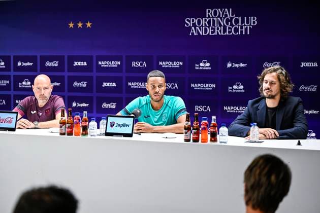 Anderlecht s head coach Brian Riemer, Anderlecht s Mathias Jattah-Njie Jorgensen Zanka and Anderlecht s spokesman Mathias Declercq pictured during a press conference, PK, Pressekonferenz of Belgian soccer team RSC Anderlecht, on Wednesday 28 August 2024 in Brussels. The team is preparing for tomorrow s game against Belarusian FC Dinamo Minsk, the return leg of the play-offs for the UEFA Europa League competition. Anderlecht won the first leg 0-1. TOM GOYVAERTS TomxGoyvaerts  x99248504x
