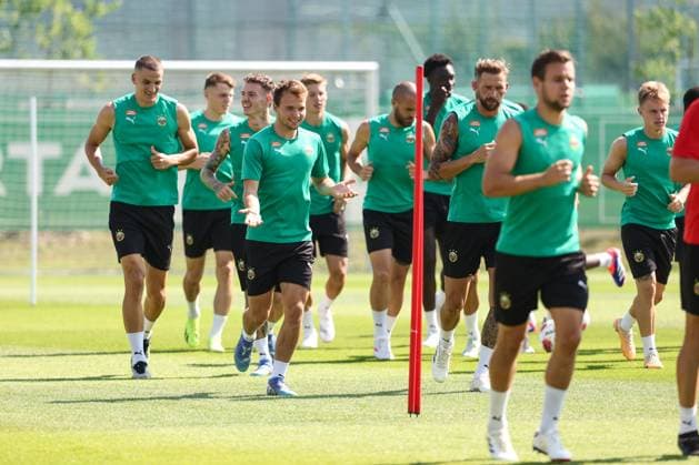 SOCCER - UEFA EL, Rapid vs Braga VIENNA,AUSTRIA,28.AUG.24 - SOCCER - UEFA Europa League, qualification, SK Rapid Wien vs Sporting Club de Braga, preview, training Rapid. Image shows the team of Rapid.  GEPAxpictures xArminxRauthner