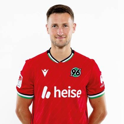 Enzo Leopold, Hannover 96 Portrait appointment Season 2024 2025 2 BL Bundesliga Copyright Hannover 96 Lars Kaletta Football GER Portrait Introduction Presentation Press appointment Headshot Headshots xptt Poolfoto Hannover 96 Lars Kaletta ,EDITORIAL USE ONLY