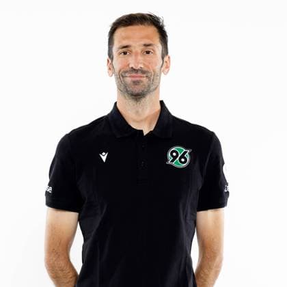 Andre Mijatovic Co Coach , Hannover 96 portrait appointment season 2024 2025 2 BL Bundesliga Copyright Hannover 96 Lars Kaletta Fussball GER portrait introduction presentation press appointment headshot headshots xptt Poolfoto Hannover 96 Lars Kaletta ,EDITORIAL USE ONLY