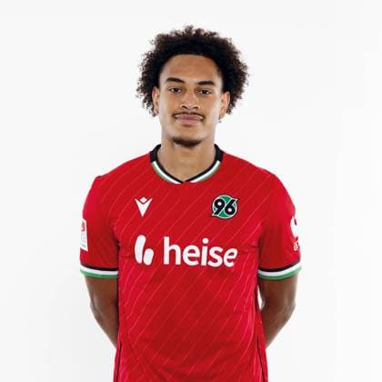Monju Thaddäus Momuluh, Hannover 96 portrait appointment season 2024 2025 2 BL Bundesliga Copyright Hannover 96 Lars Kaletta Fussball GER portrait introduction presentation press appointment headshot headshots xptt Poolfoto Hannover 96 Lars Kaletta ,EDITORIAL USE ONLY