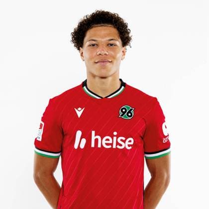 Montell Ndikom, Hannover 96 portrait appointment season 2024 2025 2 BL Bundesliga Copyright Hannover 96 Lars Kaletta Fussball GER portrait introduction presentation press appointment headshot headshots xptt Poolfoto Hannover 96 Lars Kaletta ,EDITORIAL USE ONLY