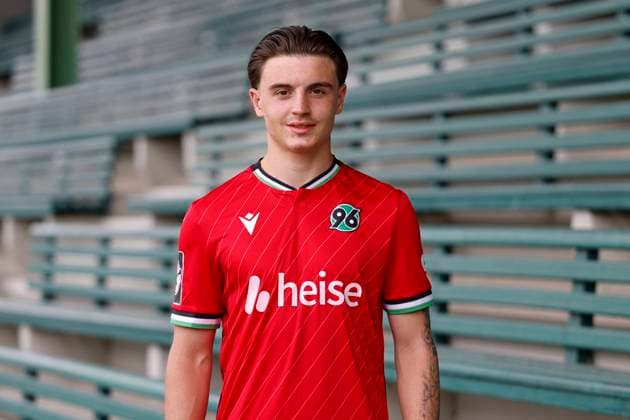 Mark Gevorgyan, Hannover 96 II U23 U 23, portrait appointment season 2024 2025 3 Liga Copyright Hannover 96 Lars Kaletta Fussball GER portrait introduction presentation press appointment headshot headshots xptt Poolfoto Hannover 96 Lars Kaletta ,EDITORIAL USE ONLY