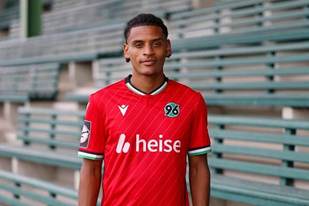 Melkamu Frauendorf, Hannover 96 II U23 U 23, portrait appointment season 2024 2025 3 Liga Copyright Hannover 96 Lars Kaletta Fussball GER portrait introduction presentation press appointment headshot headshots xptt Poolfoto Hannover 96 Lars Kaletta ,EDITORIAL USE ONLY