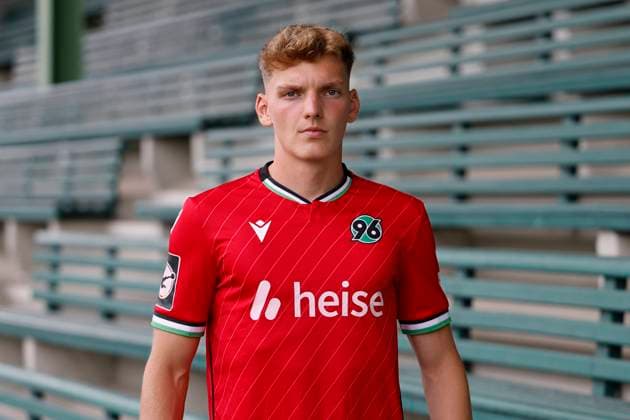 Michel Dammeier, Hannover 96 II U23 U 23, portrait appointment season 2024 2025 3 Liga Copyright Hannover 96 Lars Kaletta Fussball GER portrait introduction presentation press appointment headshot headshots xptt Poolfoto Hannover 96 Lars Kaletta ,EDITORIAL USE ONLY