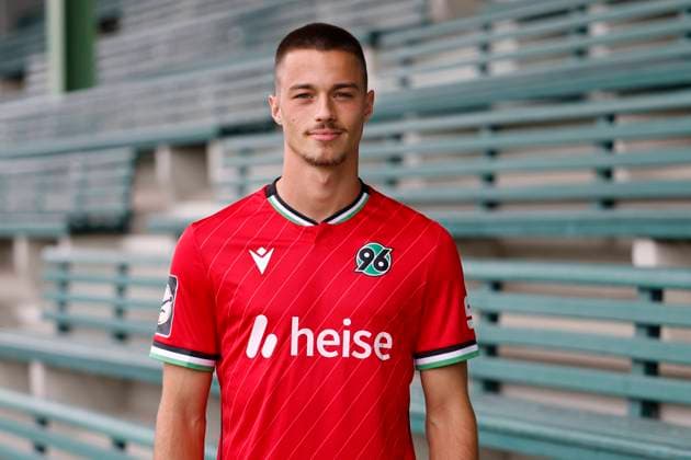 Robin Kalem, Hannover 96 II U23 U 23, portrait appointment season 2024 2025 3 Liga Copyright Hannover 96 Lars Kaletta Fussball GER portrait introduction presentation press appointment headshot headshots xptt Poolfoto Hannover 96 Lars Kaletta ,EDITORIAL USE ONLY