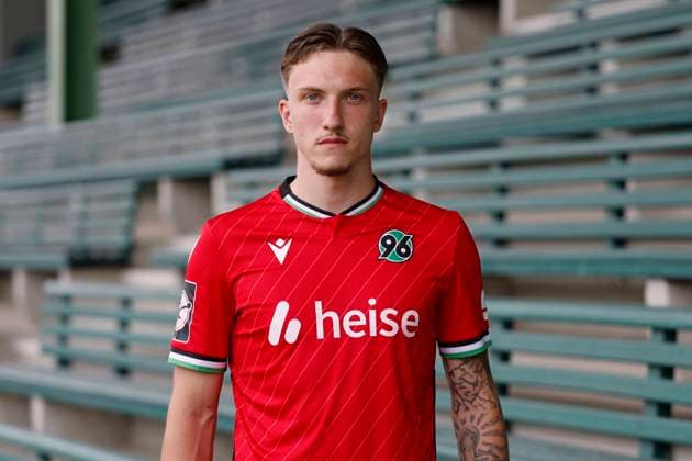 Sean Busch, Hannover 96 II U23 U 23, portrait appointment season 2024 2025 3 Liga Copyright Hannover 96 Lars Kaletta Fussball GER portrait introduction presentation press appointment headshot headshots xptt Poolfoto Hannover 96 Lars Kaletta ,EDITORIAL USE ONLY