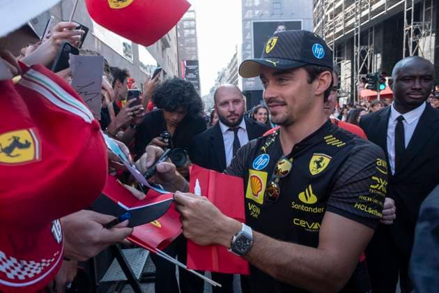 Formula 1, Italian GP in Monza, Ferrari autograph session