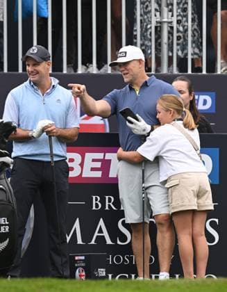 A hug for Mike Tindall from daughter Mia Grace Tindall on the 1st tee with Andrew Strauss Betfred British Masters 2024, Pro-Am, Golf, The Belfry, Sutton Coldfield, UK - 28 Aug 2024  Copyright: xGreigxCowie Shutterstockx 14672195by