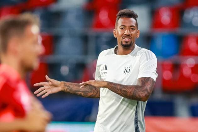 SOCCER - UEFA EL, Bukarest vs LASK BUCHAREST,ROMANIA,28.AUG.24 - SOCCER - UEFA Europa League, qualification, FCSB Bukarest vs Linzer ASK, preview, press conference, PK, Pressekonferenz LASK. Image shows Jerome Boateng (LASK).  GEPAxpictures xManuelxBinder