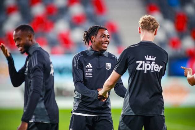 SOCCER - UEFA EL, Bukarest vs LASK BUCHAREST,ROMANIA,28.AUG.24 - SOCCER - UEFA Europa League, qualification, FCSB Bukarest vs Linzer ASK, preview, press conference, PK, Pressekonferenz LASK. Image shows Melayro Bogarde (LASK) and Alexis Tibidi (LASK).  GEPAxpictures xManuelxBinder