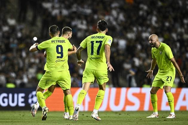 Qarabag v GNK Dinamo Zagreb - UEFA Champions Qualifying Play-Off: Second Leg BAKU, AZERBAIJAN - AUGUST 28: Marko Pjaca of Dinamo Zagreb celebrate with his teammates after scoring during the UEFA Champions Qualifying Play-Off Second Leg match between Qarabag and GNK Dinamo Zagreb at Tofiq Bahramov Stadium on August 28, 2024 in Baku, Azerbaijan.  MarkoxLukunic PIXSELL