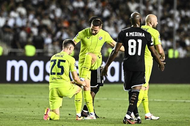 Qarabag v GNK Dinamo Zagreb - UEFA Champions Qualifying Play-Off: Second Leg BAKU, AZERBAIJAN - AUGUST 28: Marko Pjaca of Dinamo Zagreb celebrate with his teammates after scoring during the UEFA Champions Qualifying Play-Off Second Leg match between Qarabag and GNK Dinamo Zagreb at Tofiq Bahramov Stadium on August 28, 2024 in Baku, Azerbaijan.  MarkoxLukunic PIXSELL