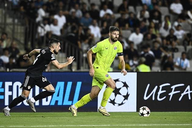 Qarabag v GNK Dinamo Zagreb - UEFA Champions Qualifying Play-Off: Second Leg BAKU, AZERBAIJAN - AUGUST 28: Bruno Petkovic of Dinamo Zagreb in action during the UEFA Champions Qualifying Play-Off Second Leg match between Qarabag and GNK Dinamo Zagreb at Tofiq Bahramov Stadium on August 28, 2024 in Baku, Azerbaijan.  MarkoxLukunic PIXSELL