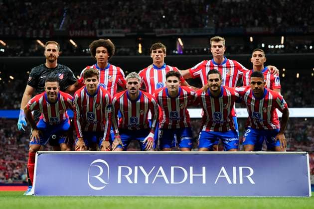 Atletico de Madrid v RCD Espanyol de Barcelona - La Liga EA Sports Atletico line up during the La Liga match between Atletico de Madrid and RCD Espanyol de Barcelona at Estadio Civitas Metropolitano on August 28, 2024 in Madrid, Spain. Madrid  Copyright: xJosexBretonx originalFilename:bretonhernandez-atletico240828_npLFs.jpg