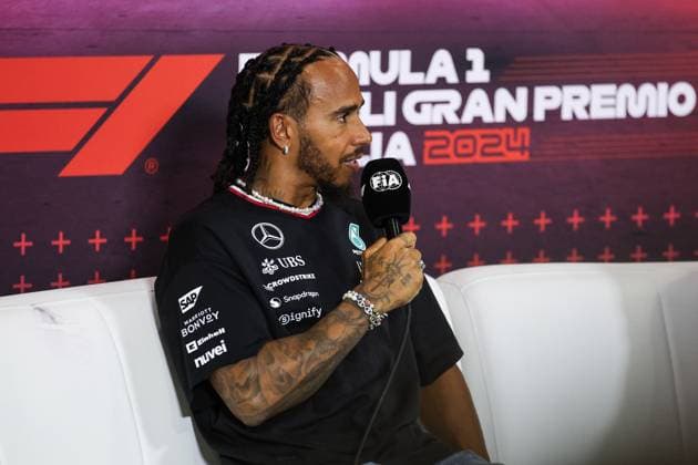 HAMILTON Lewis (gbr), Mercedes AMG F1 Team W15, portrait press conference, PK, Pressekonferenz during the Formula 1 Pirelli Gran Premio d’Italia 2024, Italian Grand Prix 2024, 16th round of the 2024 Formula One World Championship, WM, Weltmeisterschaft from August 30 to September 1, 2024 on the Autodromo Nazionale Monza, in Monza, Italy - F1 - ITALIAN GRAND PRIX 2024 DPPI Panoramic 240829_R16_ITALIA_DP_XB3_8807