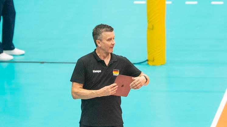 29 08 2024, Volleyball, Qualification for the European Championship 2026, CEV EuroVolley 2026 Qualifier,Women, 2 Matchday, Germany Finland Coach Alexander Waibl Germany Schwerin Palmberg Arena Mecklenburg-Vorpommern Germany