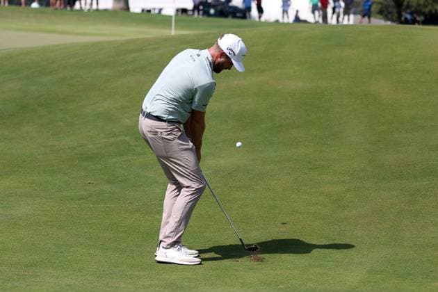 ATLANTA, GA - AUGUST 29: Chris Kirk (USA) during the opening round of the 2024 Tour Championship at on August 29, 2024 at East Lake Golf Club in Atlanta, Georgia. (Photo by Michael Wade Icon Sportswire) GOLF: AUG 29 PGA, Golf Herren FedExCup Playoffs - TOUR Championship EDITORIAL USE ONLY Icon08292413