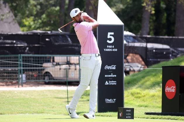 ATLANTA, GA - AUGUST 29: Tony Finau (USA) during the opening round of the 2024 Tour Championship at on August 29, 2024 at East Lake Golf Club in Atlanta, Georgia. (Photo by Michael Wade Icon Sportswire) GOLF: AUG 29 PGA, Golf Herren FedExCup Playoffs - TOUR Championship EDITORIAL USE ONLY Icon08292437