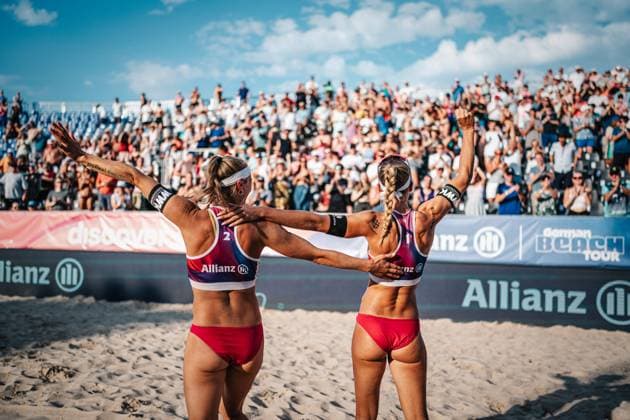 Beach volleyball women Allianz German Beach Tour German Beach Volleyball Championship 2024 29 08 2024 f l Kim van de Velde and Sandra Ittlinger celebrating after the victory Timmendorfer Strand Ahmann Hager Arena Schleswig Holstein Germany