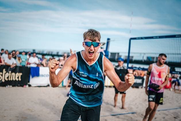Beach volleyball men Allianz German Beach Tour German Beach Volleyball Championship 2024 29 08 2024 Yannik Ahr celebrates after winning Timmendorfer Strand Ahmann Hager Arena Schleswig Holstein Germany