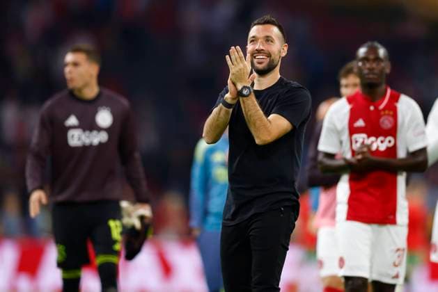 AMSTERDAM, 29-08-2024 , JohanCruyff Arena, Europa League Play Offs, season 2024 2025, Ajax- Jagiellonia Bialystok. Ajax coach trainer Francesco Farioli celebrating win 3-0 Ajax - Jagiellonia Bialystok  x26143724x Copyright: