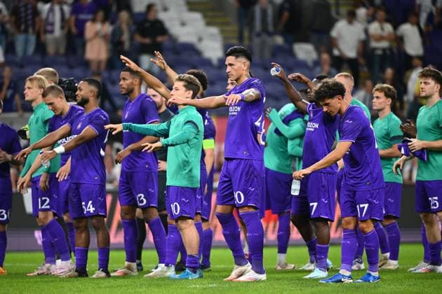 RSC Anderlecht v FC Dinamo Minsk - UEFA Europa League Play-off ANDERLECHT, BELGIUM - AUGUST 29 : Anderlecht players celebrates qualifying during the UEFA Europa League Qualifiers Play-off 2nd leg match between RSC Anderlecht and FC Dinamo Minsk on August 29, 2024 in Anderlecht, Belgium, 29 08 2024 Anderlecht Belgium  Copyright: xVincentxKalutx