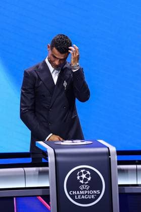 29th of August 2024 - UEFA CHAMPIONS LEAGUE KICK OFF 2024 2025 - DRAW LOTTERY WITH AI - FORUM GRIMALDI ronaldo (cristiano) luxury diamond watch during the draw lottery MONACO MONACO Copyright: xSPORTPIXPRESSx xFREDxPORCUx