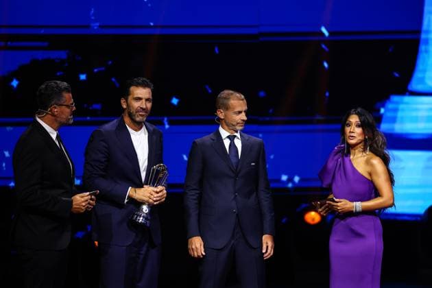 29th of August 2024 - UEFA CHAMPIONS LEAGUE KICK OFF 2024 2025 - DRAW LOTTERY WITH AI - FORUM GRIMALDI buffon (gianluigi) receives a trophy by the UEFA president ceferin (aleksander) on the sight of pinto (pedro) and chowdhury (reshmin) MONACO MONACO Copyright: xSPORTPIXPRESSx xFREDxPORCUx