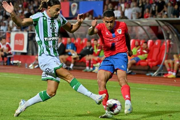 Banja Luka, Bosnia and Herzegovina, 29th August 2024: Sebastian Herera of Borac Banja Luka (R) during the UEFA Europa League Play-Offs round, 2nd leg football match between Borac Banja Luka (Bosnia and Herzegovina) and Ferencvaros (Hungary) at Gradski Stadion Banja Luka, Banja Luka, BiH. (Igor Kupljenik SPP) Copyright: xIgorxKupljenikx xSPPx spp-en-IgKuSp-IK0_4317