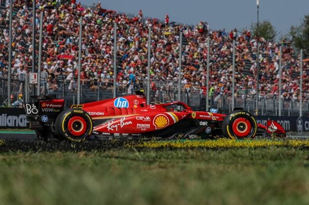 Carlos Sainz jr Scuderia Ferrari HP in the chicane Prima Variante, 1 Free Practice, Italian Grand Prix, Motorsport, Men, Formula 1, 30 08 2024 Monza Lombardy Italy Copyright: xkolbert-press ChristianxKolbertx