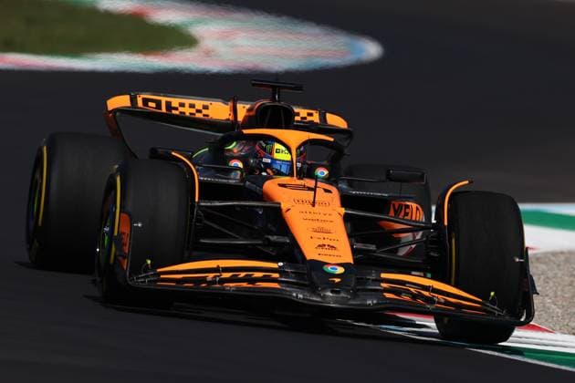 Oscar Piastri of Australia and McLaren in action, Practice, F1 Grand Prix of Italy, Autodromo Nazionale Monza on August 30, 2024 in Monza, Italy Photo by Diogo Cardoso DeFodi Images Oscar Piastri of Australia and McLaren in action, Practice, F1 Grand Prix of Italy, Autodromo Nazionale Monza on August 30, 2024 in Monza, Italy Photo by Diogo Cardoso DeFodi Images Defodi 645 f1ita20240830 2200 Defodi-645