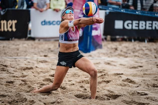 Beach volleyball women Allianz German Beach Tour German Beach Volleyball Championship 2024 30 08 2024 Melanie Paul plays the ball Timmendorfer Strand Ahmann Hager Arena Schleswig Holstein Germany