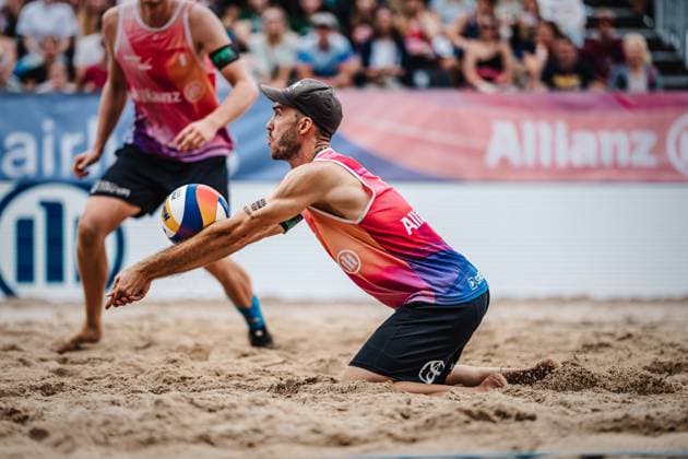 Beach volleyball men Allianz German Beach Tour German Beach Volleyball Championship 2024 30 08 2024 Clemens Wickler takes the ball Timmendorfer Strand Ahmann Hager Arena Schleswig Holstein Germany