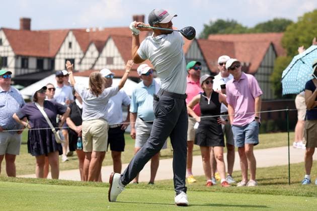 ATLANTA, GA - AUGUST 30: Wyndham Clark (USA) during the opening round of the 2024 FedExCup Playoffs Tour Championship on August 30, 2024 at East Lake Golf Club in Atlanta, Georgia. (Photo by Michael Wade Icon Sportswire) GOLF: AUG 30 PGA, Golf Herren FedExCup Playoffs - TOUR Championship EDITORIAL USE ONLY Icon08302417