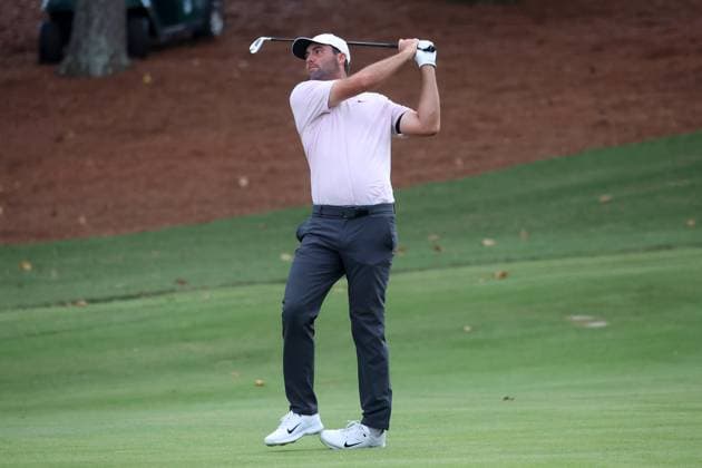 ATLANTA, GA - AUGUST 30: Scottie Scheffler (USA) during the second round of the 2024 FedExCup Playoffs Tour Championship on August 30, 2024 at East Lake Golf Club in Atlanta, Georgia. (Photo by Michael Wade Icon Sportswire) GOLF: AUG 30 PGA, Golf Herren FedExCup Playoffs - TOUR Championship EDITORIAL USE ONLY Icon08302494