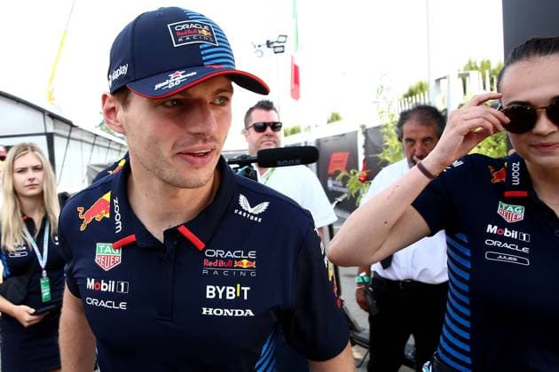 31 08 2024, xsvx, Motorsport FIA Formula 1, Italian Grand Prix 2024 emspor, v l Max Verstappen Oracle Red Bull Racing starting number 1 FIA REGULATIONS PROHIBIT ANY USE OF PHOTOGRAPHS as IMAGE SEQUENCES and or QUASI VIDEO Monza