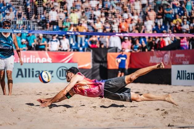 Beach volleyball men Allianz German Beach Tour German Beach Volleyball Championship 2024 31 08 2024 Clemens Wickler jumps to the ball Timmendorfer Strand Ahmann Hager Arena Schleswig Holstein Germany