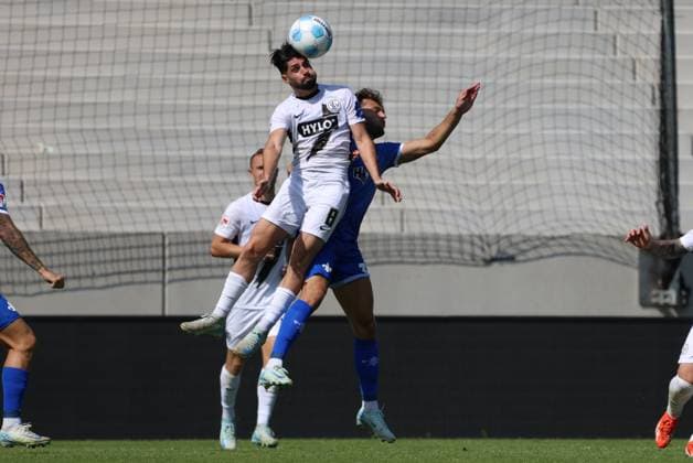 31 08 2024, Football, Men, 2 Bundesliga, Season 2024 2025, SV 07 Elversberg SV Darmstadt 98, Semih Sahin SV 07 Elversberg , Killian Corredor SV Darmstadt 98 Elversberg Ursapharm Arena an der Kaiserlinde Saarland Germany EN Copyright: xSebastianxBachx