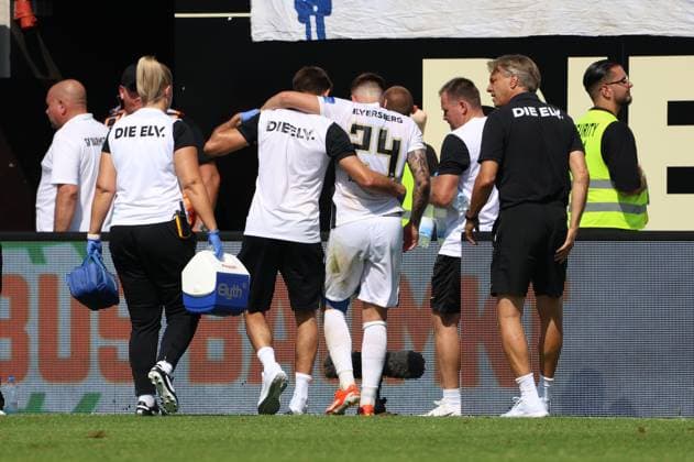 31 08 2024, Football, Men, 2 Bundesliga, Season 2024 2025, SV 07 Elversberg SV Darmstadt 98, Luca Schnellbacher SV 07 Elversberg injured Elversberg Ursapharm Arena an der Kaiserlinde Saarland Germany EN Copyright: xSebastianxBachx