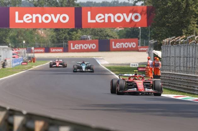 Carlos Sainz jr Scuderia Ferrari HP in the Curva Del Serraglio, 3 Free Practice, Italian Grand Prix, Motorsport, Men, Formula 1, 31 08 2024 Monza Lombardy Italy Copyright: xkolbert-press ChristianxKolbertx