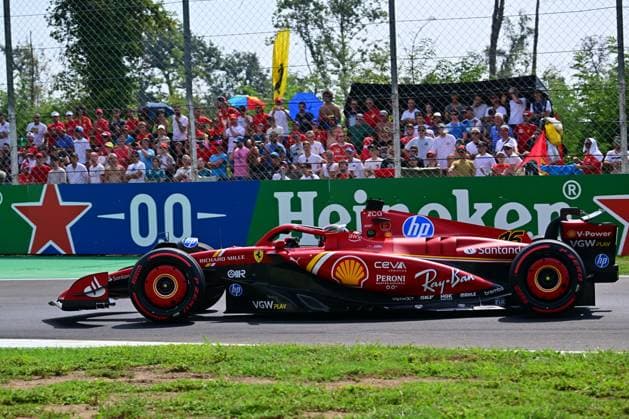 NÃ‚Â°16 Charles Leclerc MC Scuderia Ferrari during Formula 1 - Pirelli Gran Premio d Italia 2024 - Practice 3, Formula 1 Championship in Monza, Italy, August 31 2024  Copyright: xOttoxMoretti IPAxSportx xipa-agex xx IPA_49222472 IPA_Agency_IPA49222472