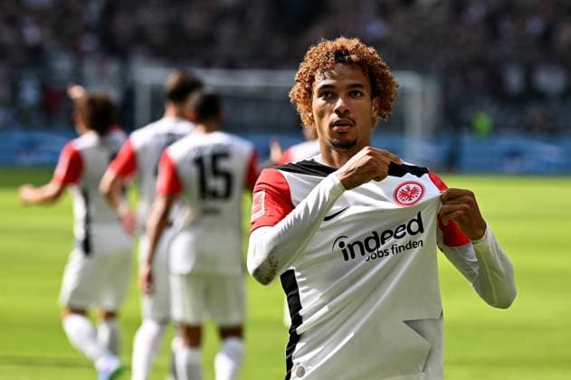 Sport Themen der Woche KW35 31.08.2024, xfux, Fussball 1.Bundesliga, Eintracht Frankfurt - TSG 1899 Hoffenheim, emspor, v.l. Torschuetze Torschütze Hugo Ekitike (Eintracht Frankfurt) Torjubel, Jubel, Goal celebration, celebrate the goal zum 1:0 jubelnd bejubelt jubelt jubeln Jubel (DFL DFB REGULATIONS PROHIBIT ANY USE OF PHOTOGRAPHS as IMAGE SEQUENCES and or QUASI-VIDEO) Frankfurt am Main *** 31 08 2024, xfux, Fussball 1 Bundesliga, Eintracht Frankfurt TSG 1899 Hoffenheim, emspor, v l Torschuetze Torschütze Hugo Ekitike Eintracht Frankfurt Torjubel, Jubel, Goal celebration, celebrate the goal zum 1 0 jubelnd bejubelt jubeln jubel DFL DFB REGULATIONS PROHIBIT ANY USE OF PHOTOGRAPHS as IMAGE SEQUENCES and or QUASI VIDEO Frankfurt am Main